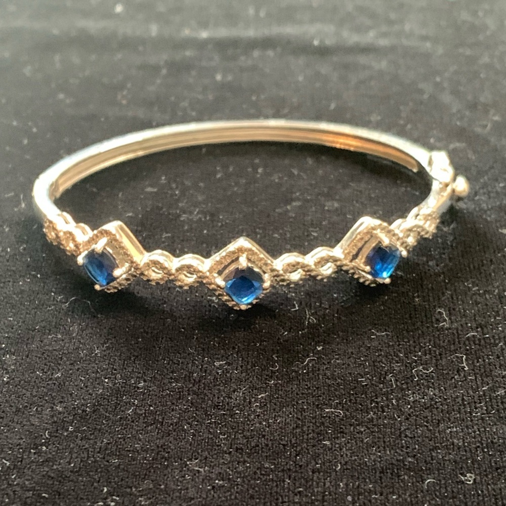 Elegant Silver and Blue Gemstone Bracelet